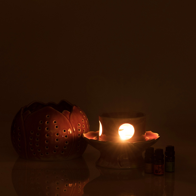 Lotus Oil Burner - Image 2